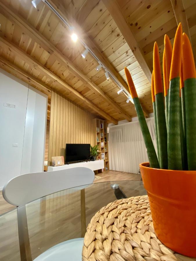 Lovely Loft 1-Bedroom In The Heart Of Tirana Kültér fotó